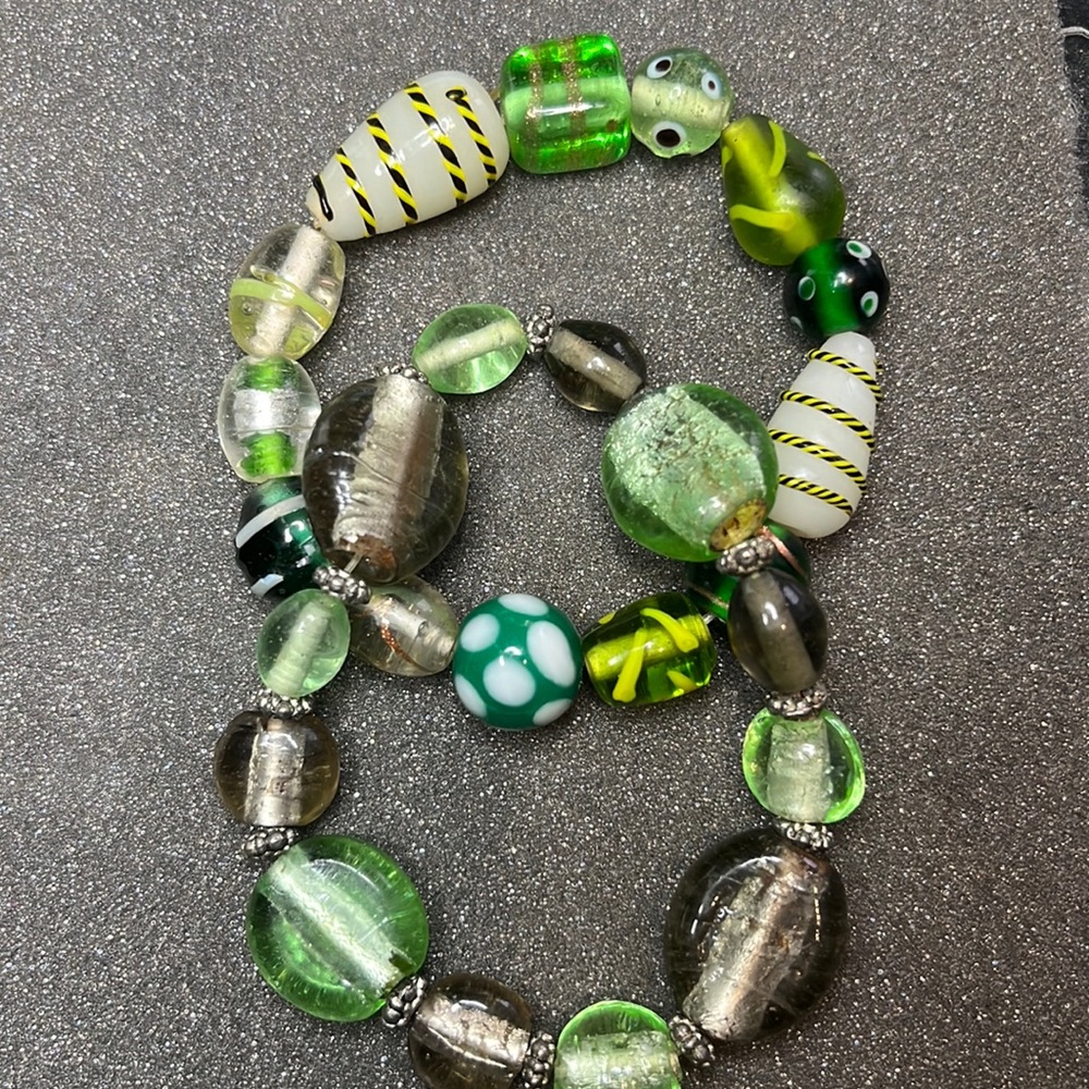 2 bracelets